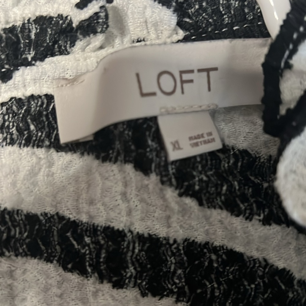 Loft Texture, Tiger Top - image 5